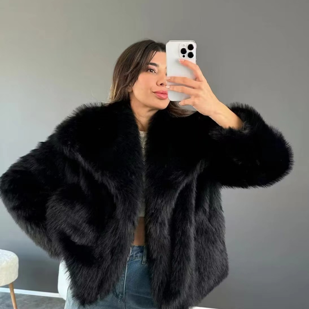 Women's Faux Fur Jacket – Oversized Shaggy Faux Fur Cropped Coat