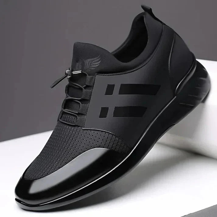 Men's Black Slip-On Low-Top Sneakers Black