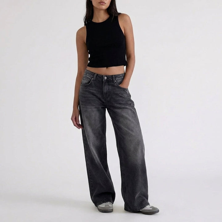Low-Rise Wide-Leg Relaxed Denim Jeans