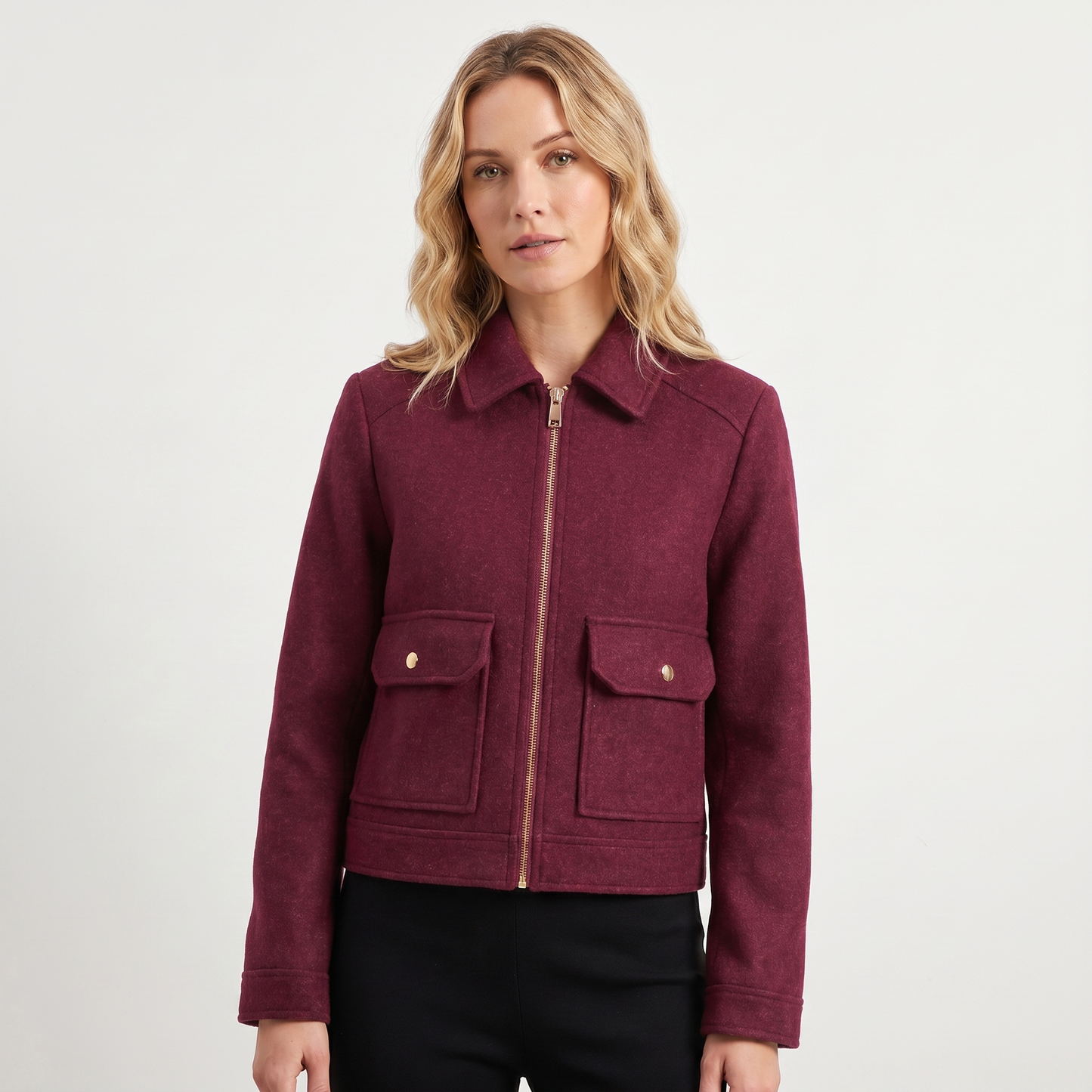 Women's Wool Jacket – Cropped Zip-Up Point Collar Gold Hardware