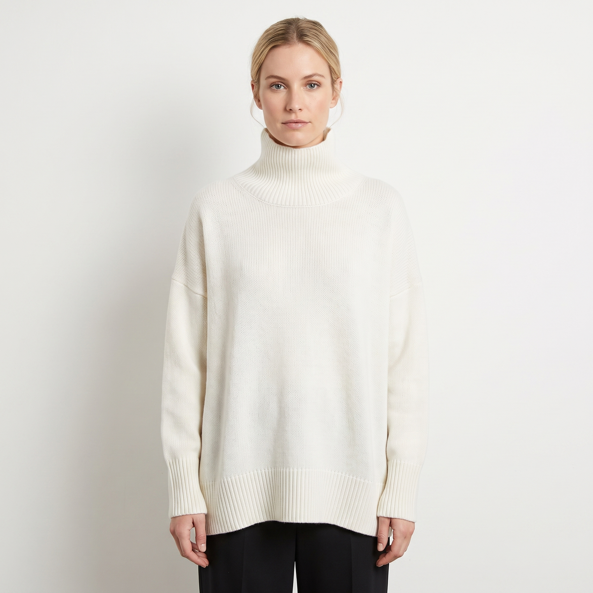 Women's Turtleneck Winter Sweater Short-Sleeve Oversized Knit Pullover