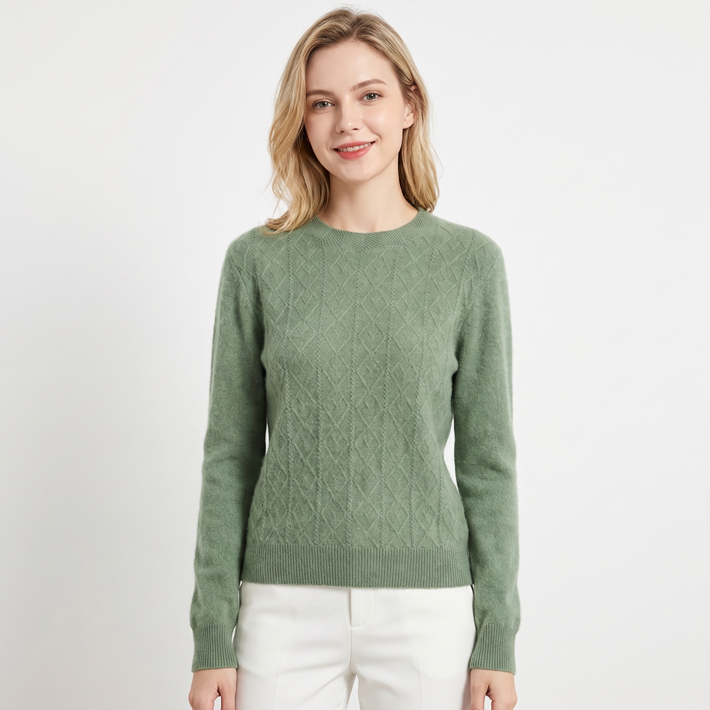 Women's Cable Knit Sweater Crew Neck Soft Wool Blend Pullover