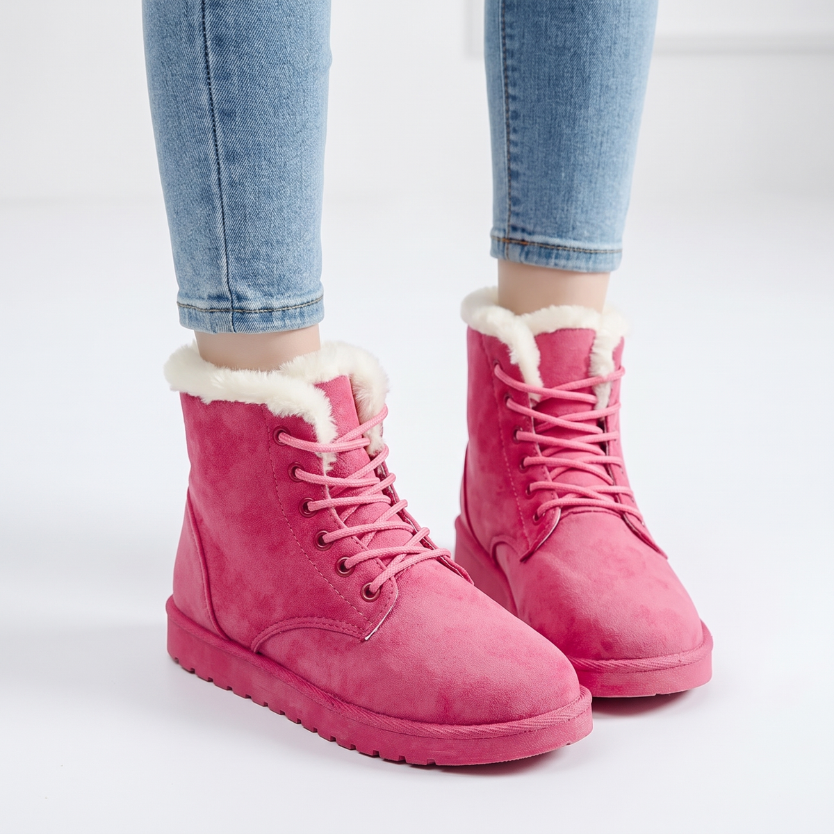 Women's Fur-Lined Snow Lace-Up Flat Winter Ankle Boots